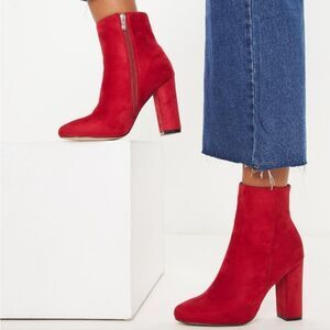 BRAND NEW TOP MODA ZIPPER CLOSURE BUCKLE AND ANKLE STRAPS BLOCK HEEL BOOT G1